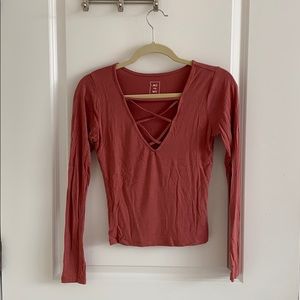 Long sleeve cropped shirt